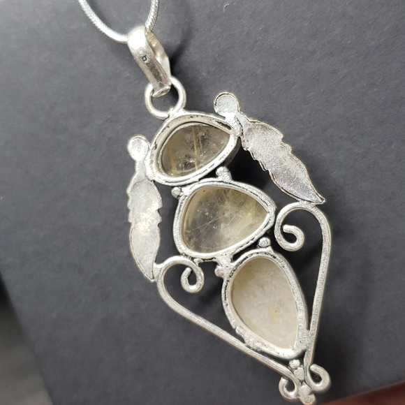 Rutile Quartz Necklace - Picture 5 of 6